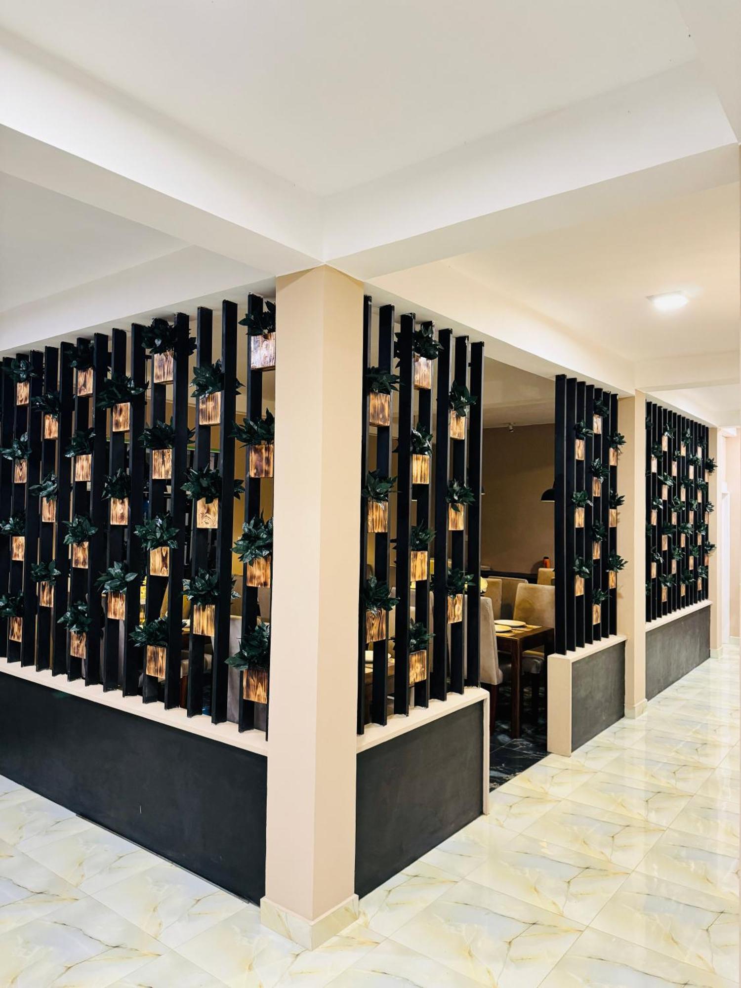 Royal Bliss Hotel 누와라 엘리야 외부 사진